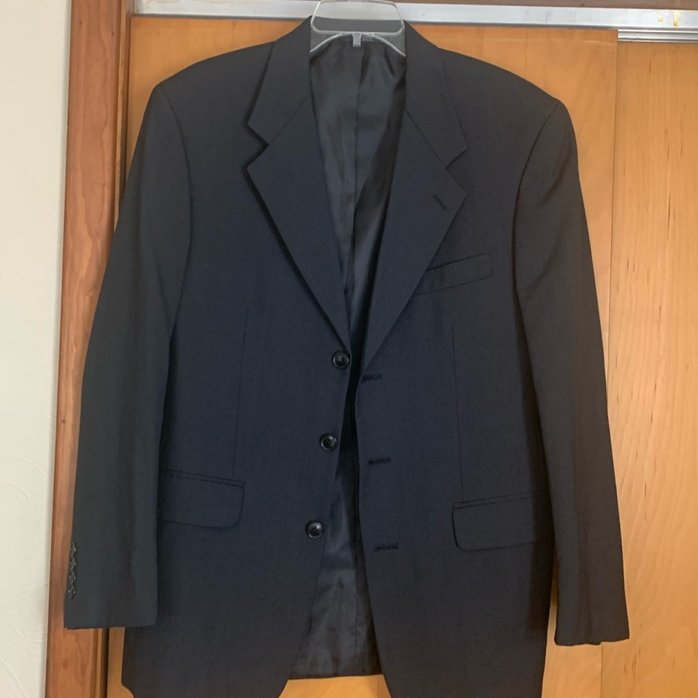 Men’s black Calvin Klein blazer. Like new. Size R39( men’s medium)